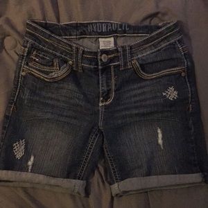 Hydraulic jean mid rise shorts